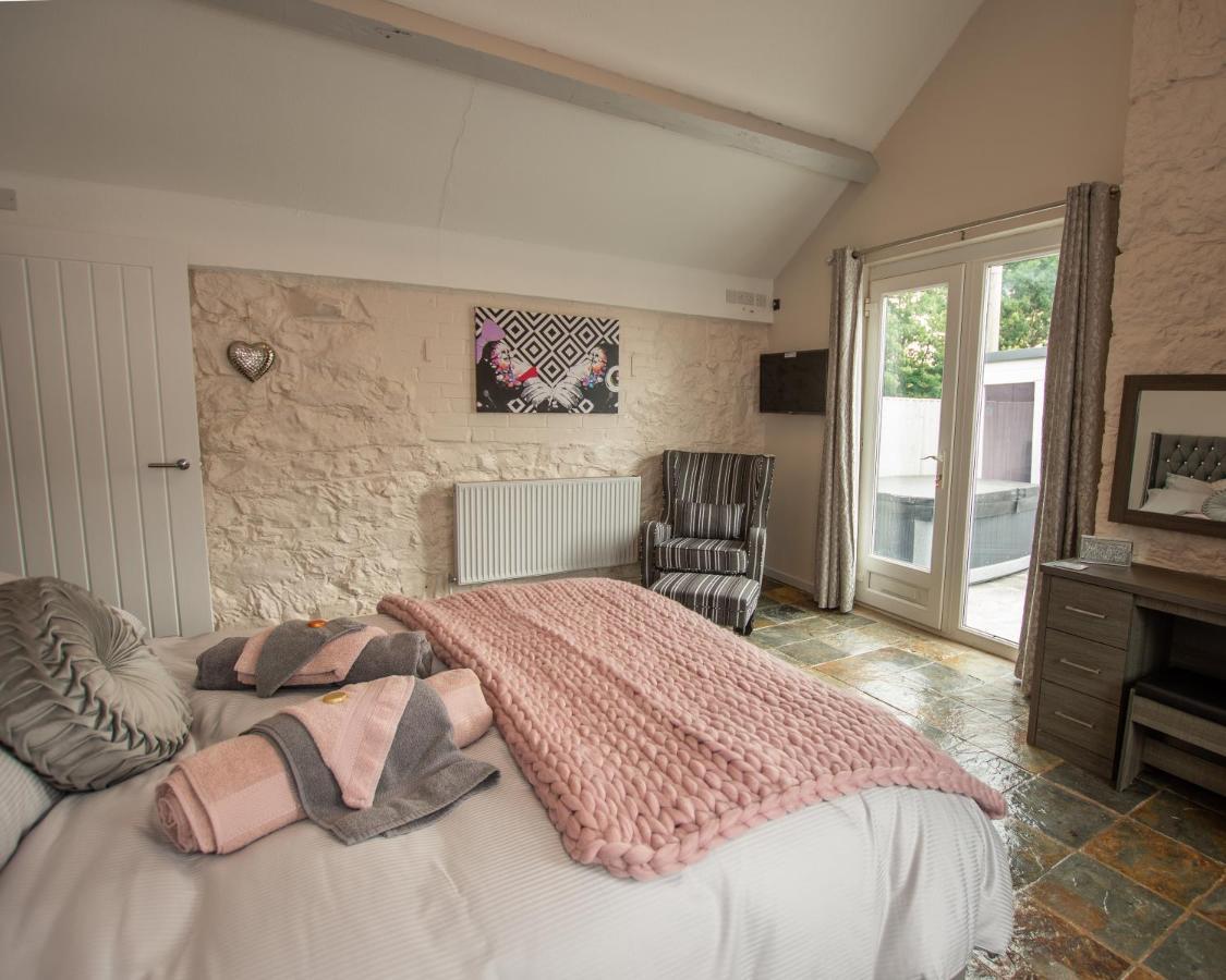 Rhuddlan Dwylig Isa Holiday Cottages מראה חיצוני תמונה