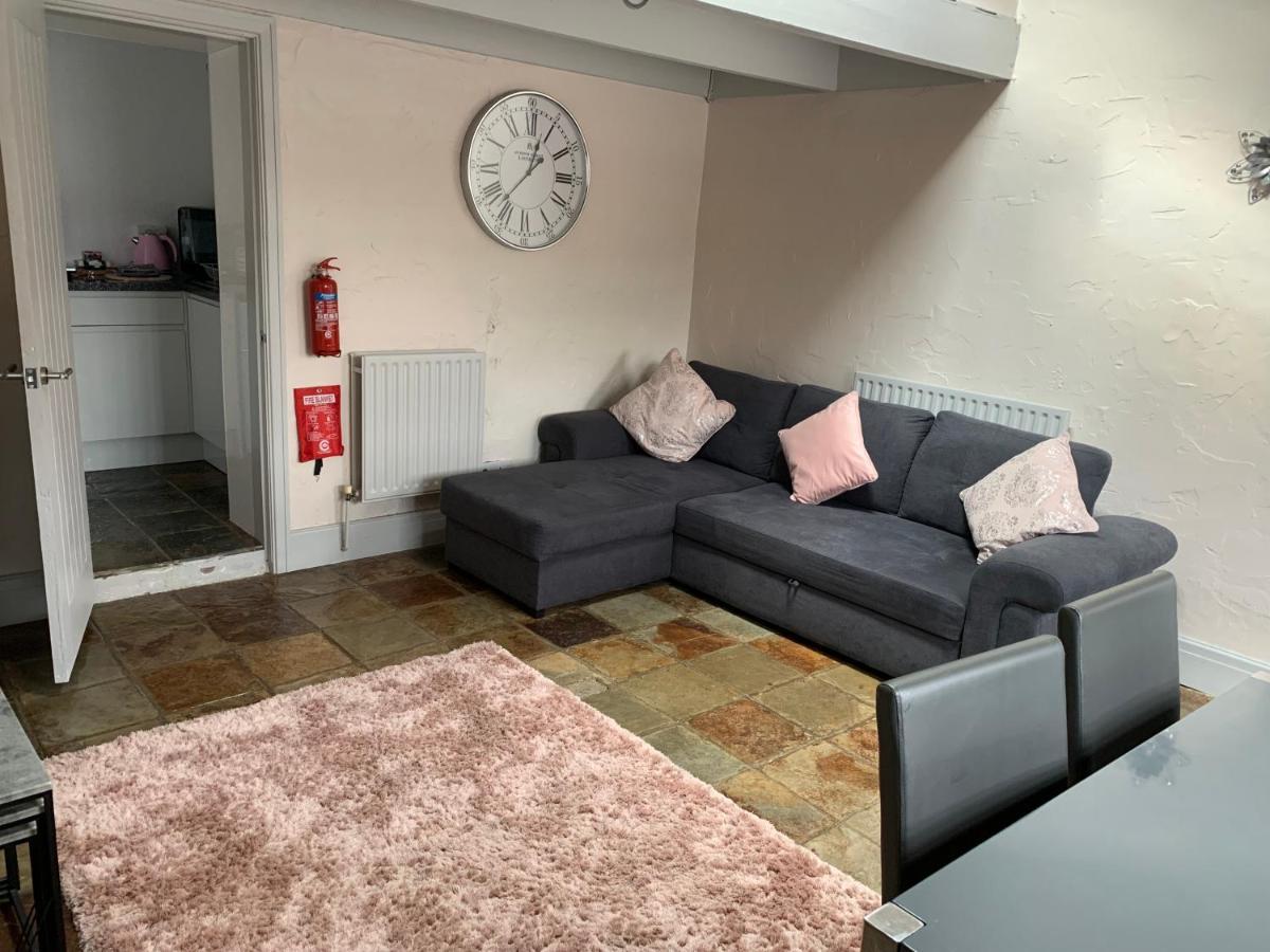 Rhuddlan Dwylig Isa Holiday Cottages מראה חיצוני תמונה