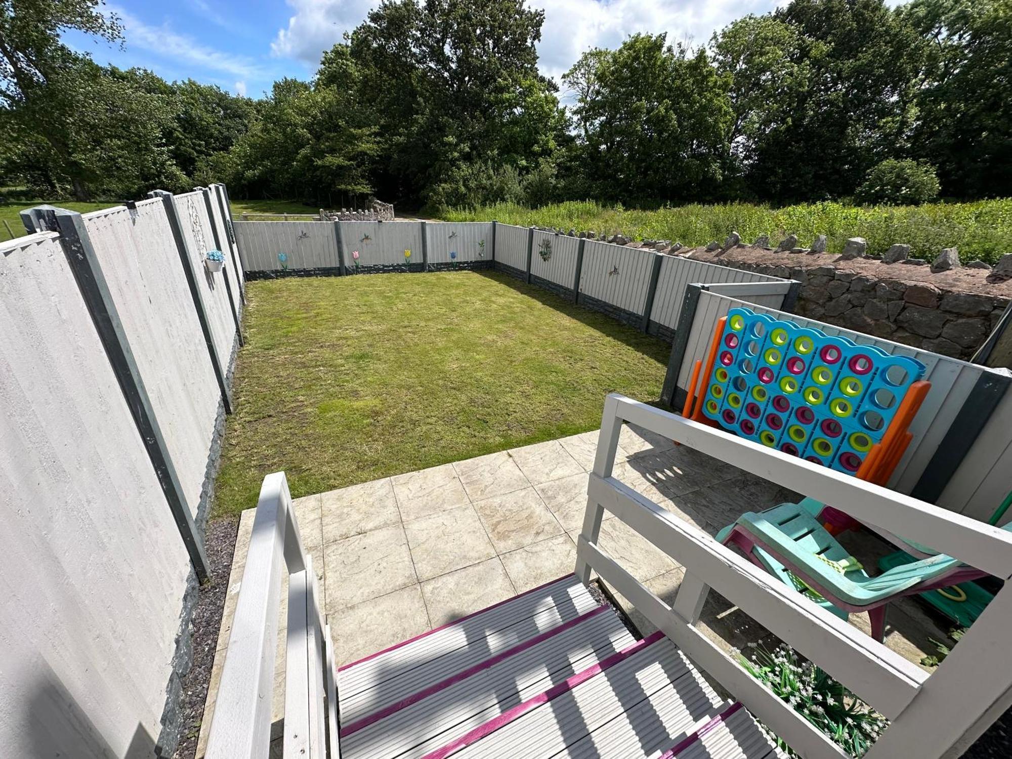 Rhuddlan Dwylig Isa Holiday Cottages מראה חיצוני תמונה