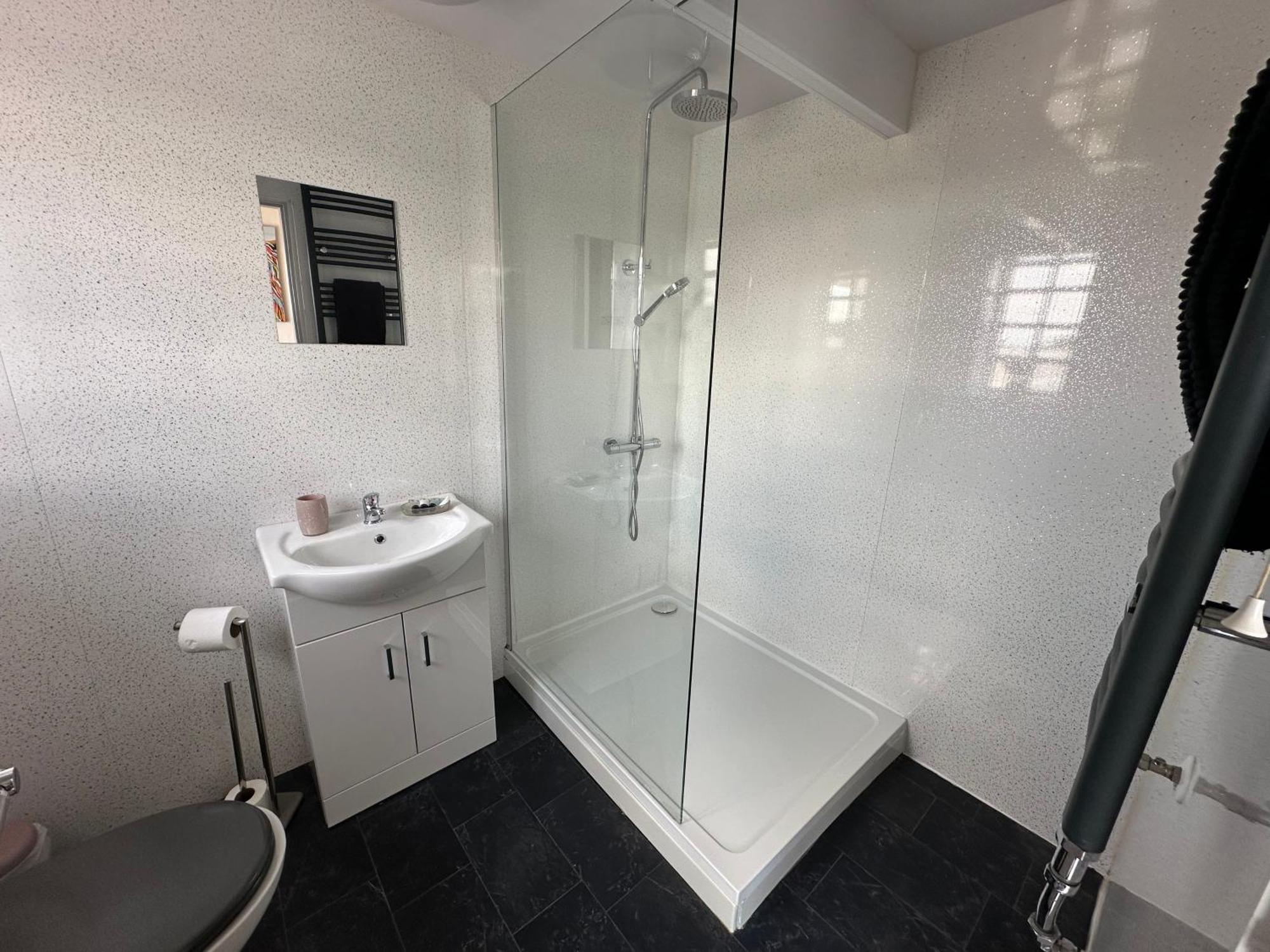 Rhuddlan Dwylig Isa Holiday Cottages מראה חיצוני תמונה